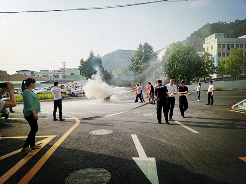 凱尼克，消防演習(xí)